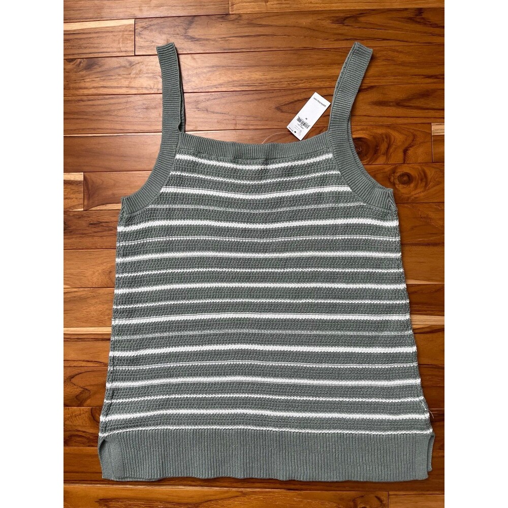 Gap green and white sweater tank M